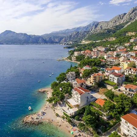 Lana*** Apartamento Omiš