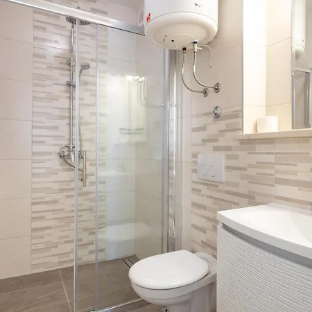 Lana*** Appartement Omiš