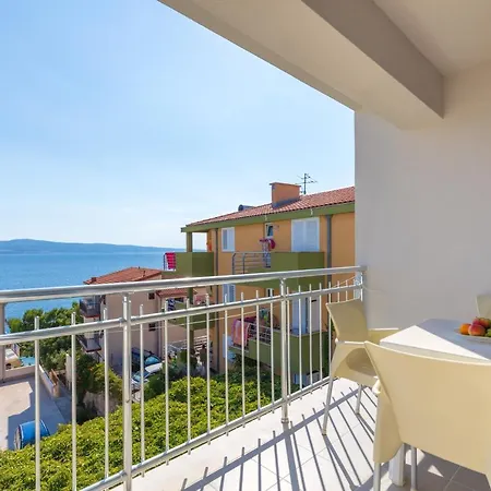Appartement Lana*** *