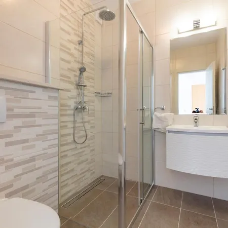 Appartement Lana*** *