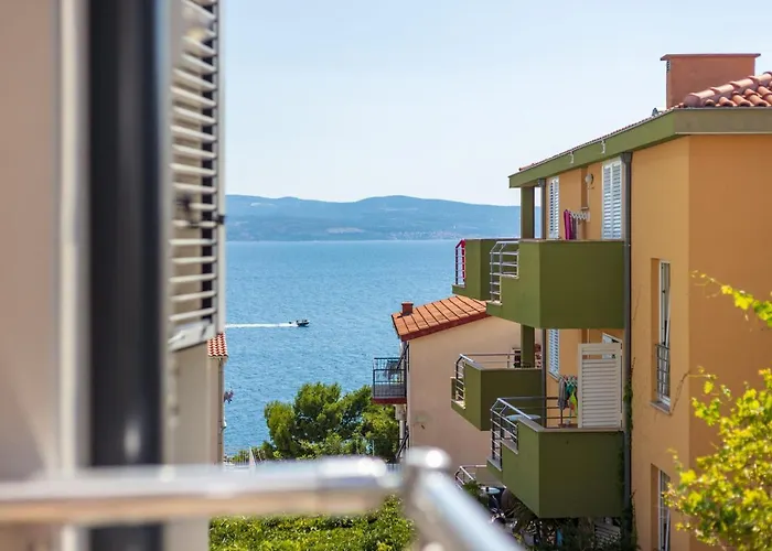 Lana*** Apartmán
