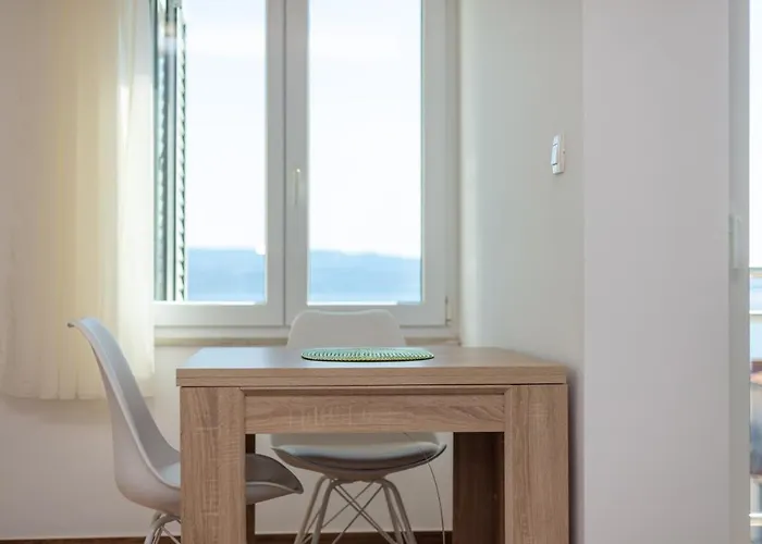 Lana*** Apartmán