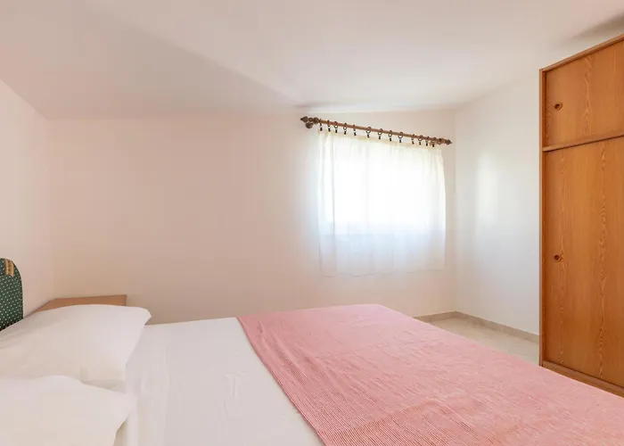 Lana*** Apartmán *
