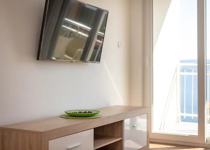 Apartmán Lana*** *